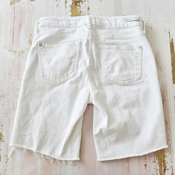 Pilcro & the Letterpress Shorts Anthropologie White Denim High Rise Slim Sz 26 - Picture 6 of 16
